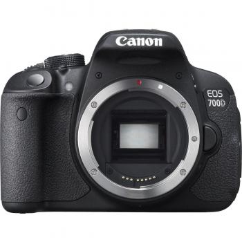 Canon EOS 700D + EF-S 18-55mm + EF-S 55-250mm - Cámara digital
