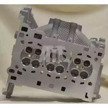 Culata AMC 910045 - Cilindro culata, compatible con motores AMC, fabricada en aluminio de alta resistencia, diseño optimizado para mejorar la eficiencia del motor, incluye orificios para los tornillos y sellos necesarios para