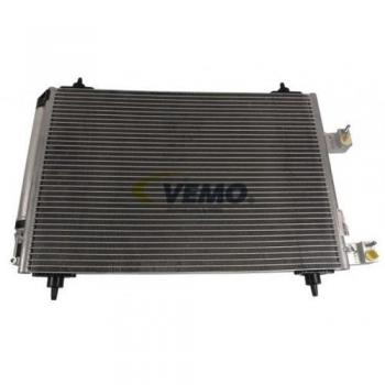 Condensador de Aire Acondicionado VEMO V42-62-0010 para Peugeot 307 (3/5 puertas) - Calidad Original