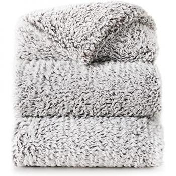 Bedsure Manta Cama 150 Invierno - Manta Grande de Sherpa Extra Suave, Manta 220x240 cm Decorativa para Cama 135, Gris