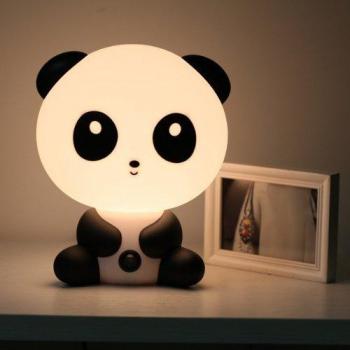 icase4u Lámpara de Mesa y mesilla de Noche Simple Escritorio Moderno Dormitorio Creativa luz Cartoon Kungfu Panda/Skate DJ Chico Forma para niños Amigos Festival