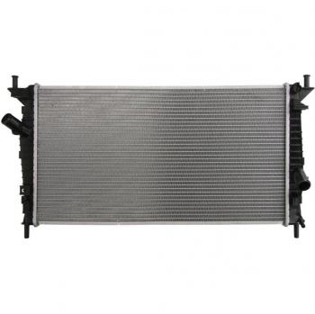 Radiador de refrigeración del motor NISSENS 62017A, compatible con múltiples vehículos, fabricado en aluminio y plástico, con alta eficiencia térmica, diseño optimizado para una mejor circulación del refrigerante y fácil instalación
