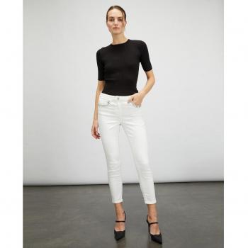 Pantalones skinny con bordado de piedras