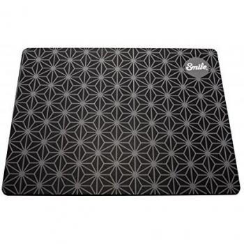 Smile - Alfombrilla Fibonacci forma rectangular para Ratón Láser u Óptico muy ergonómica fabricada en Silicona y diseño antideslizante para mayor agarre, Color Negro