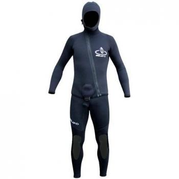 Seland SISARGAS Traje fabricado en neopreno de 5 mm.