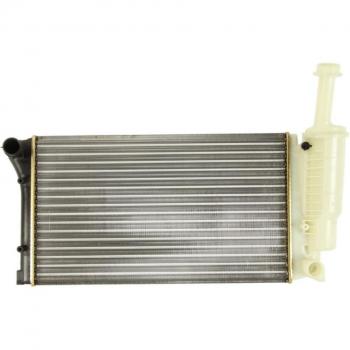 Radiador de refrigeración del motor NISSENS 617852 - Radiador de alta calidad, diseñado para un rendimiento óptimo en la refrigeración del motor, fabricado por Nissens, número de referencia 617852