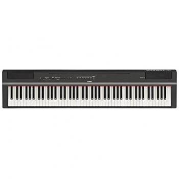 Piano digital Yamaha P-121 de 73 teclas en color Negro