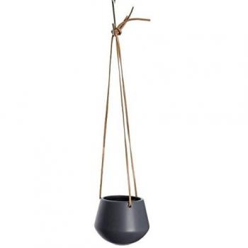 Present Time – Maceta Escudo – para colgar – Gris mate – Cerámica – Cordón de cuero – Diámetro 12,2 x altura 9,5 cm