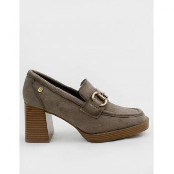 Zapato de Mujer Carmela 161209 en Color Taupe Talla 35