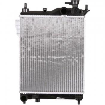 Radiador NISSENS 67093 para refrigeración del motor, compatible con vehículos específicos, diseñado para un rendimiento óptimo en la regulación de temperatura del motor, fabricado con materiales de alta calidad para garantizar durabilidad y resisten