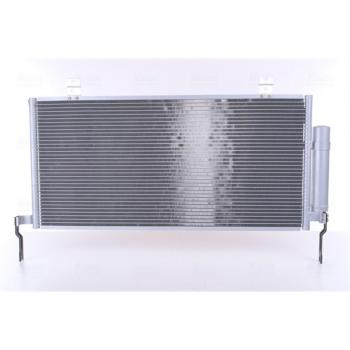 Condensador de aire acondicionado NISSENS 940164, sistema de refrigeración, alta eficiencia, diseño optimizado para una mejor circulación del aire, fabricado con materiales de calidad para mayor durabilidad, compatible con diversas marcas y modelos de 
