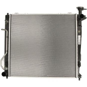 Radiador de refrigeración del motor NISSENS 67465, tipo: radiador, características: diseño optimizado para un mejor flujo de aire, fabricado con materiales de alta calidad para mayor durabilidad, compatible con múltiples modelos de vehículos,