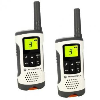 Motorola Walkie Talkie T50 - Pack 2 unidades - Largo alcance 6 km - 8 + 121 códigos - Batería recargable hasta 16 horas, Gris
