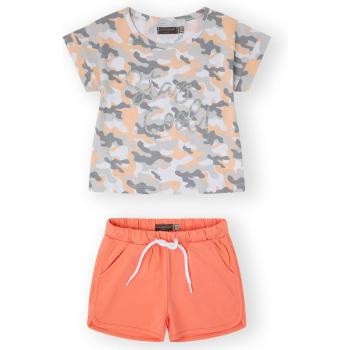 CONJUNTO DE NIÑA CAMISETA ESTAMPADA Y SHORT LISO