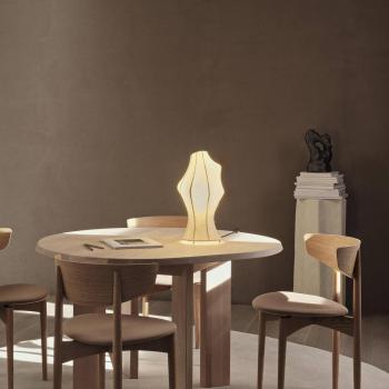 Lámpara de mesa Dea, hierro y vellón, blanca, altura 42 cm