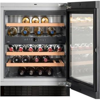 Vinoteca integrable Liebherr UWTGB-1682 para 34 botellas con control de temperatura electrónico, estante de madera, iluminación LED, puerta de vidrio oscurecido y sistema de refrigeración por compresor
