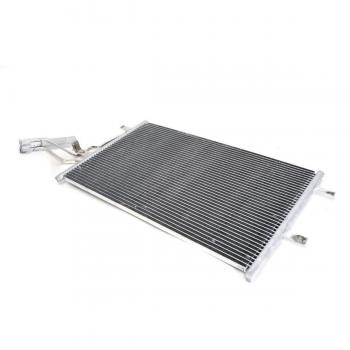 Condensador de aire acondicionado Nissens 94901, compatible con sistemas de aire acondicionado, alta eficiencia, diseño optimizado para un mejor rendimiento térmico, fabricado con materiales de calidad para mayor durabilidad y resistencia a la corrosió