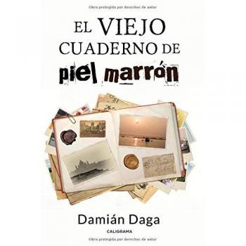El viejo cuaderno de piel marrón