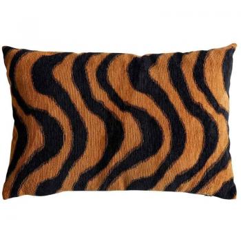 Cojín rectangular diseño étnico tigre
