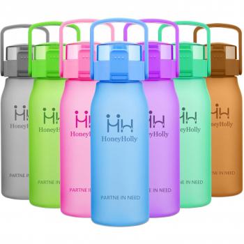 HoneyHolly Botella De Agua De Best Sports - 50oz/1.5L - Flujo Rápido, tapa del tirón un tecleo abierto - no tóxico BPA libre y Eco-Friendly Tritan Co-Poliéster Plástico - para correr / Gimnasio / Yoga / Ciclismo / Al aire libre / Camping / Outdoor Fi