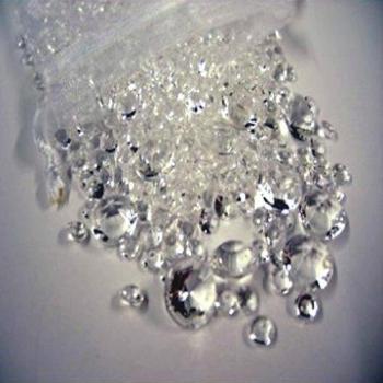 1000 4.5mm and 10mm Mixed Clear Table Diamonds - 900 x 1/3 carat and 100 x 4 carat Scatter Crystals presented with a White Organza Bag by Weddingandpartystore