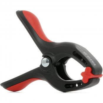 Abrazadera de tornillo Yato YT-64270, capacidad de sujeción 100 mm, fabricada en acero al carbono, con revestimiento antioxidante y mango ergonómico para un mejor agarre