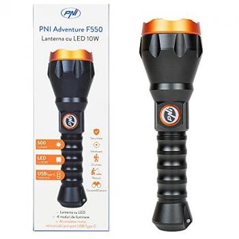 Linterna LED PNI Adventure F550, 10 W, aluminio, 2500 lm, alcance de hasta 700 m, clasificación IPX6, batería de 4000 mAh incluida, carga USB tipo C