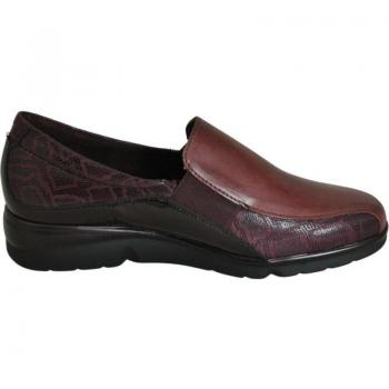 Zapatos Para Plantillas Pitillos para Mujer en Color Rojo, Modelo Mocasin de Copete con Plantilla Extra en Burdeos