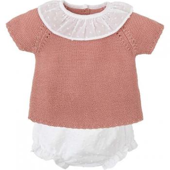 Conjunto de bebé niña en tricotosa y plumeti