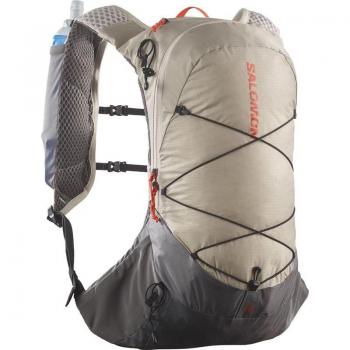 Mochila de trail Salomon XT 10 Set Gris, capacidad de 10 litros, diseño ergonómico, incluye sistema de hidratación, múltiples bolsillos para almacenamiento y ajuste personalizado
