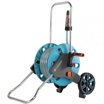 Gardena CleverRoll M Set: Carro para manguera con manguera Classic de 20 m y jeringa y accesorio de clip para almacenamiento, antigoteo, lado de la manivela de libre elección