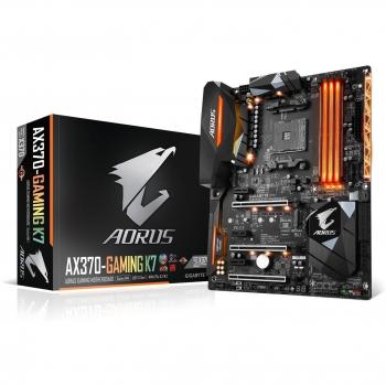 Gigabyte 990FXA-UD5 R5 990FX DDR3 Socket AM3+ - Placa Base