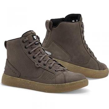 Revit Zapatillas de Moto Arrow Marrón con características de diseño moderno, suela antideslizante, material resistente al agua, protección en los tobillos y refuerzos en la puntera