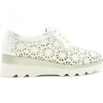 Zapato Blucher Calado de Piel para Mujer PITILLOS 5633 ORO Cómodo con Cordones