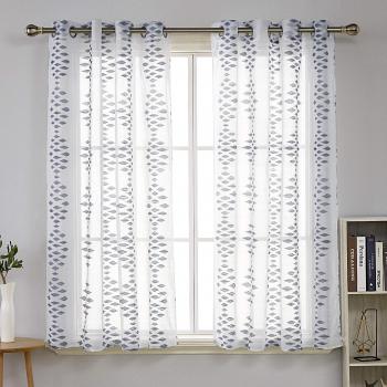 Deconovo Visillos para Salón o Dormitorio Gasa Voile Traslúcido Rombos Mezclados Decoración Hogar con Ojales 2 Piezas 140 x 175 cm Blanco Gris