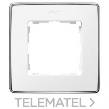 Marco Simon 82 Detail 1 Elemento Blanco Base Cromo 310120082