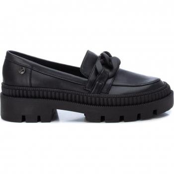 Mocasines de mujer Xti 140618 color negro con tacón plano