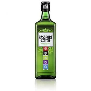 Passport Whisky Escocés de Mezcla - 700ml