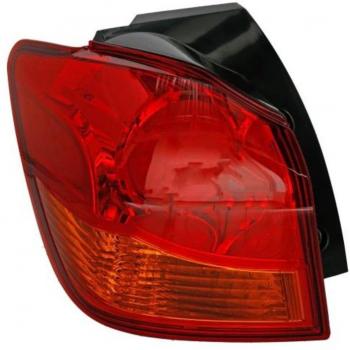 Piloto posterior TYC 11-14386-06-2 Izquierda con características de luz trasera, diseño específico para el lado izquierdo del vehículo, fabricado por TYC