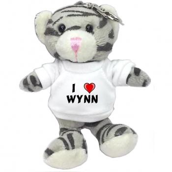 Gato gris de peluche (llavero) con Amo Wynn en la camiseta (nombre de pila/apellido/apodo)
