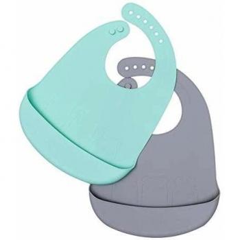 We Might Be Tiny - Juego de 2 baberos de silicona, color verde y gris