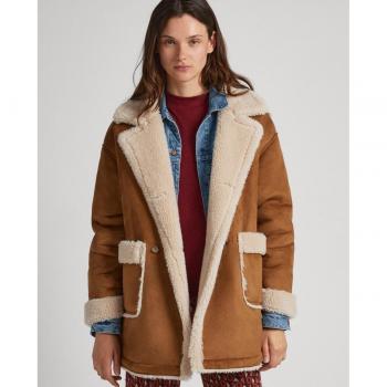 Abrigo Pepe Jeans Rose para Mujer en Color Camel con Doble Botonadura y Detalles de Borreguito