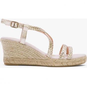 Sandalias de cuña de mujer doradas en piel con hebilla