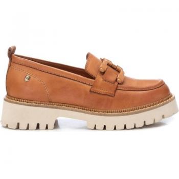 Mocasines de Mujer Carmela 161310 en color cuero