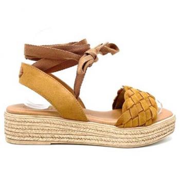Sandalias de mujer marca Rivera modelo 2462 en color marrón whisky