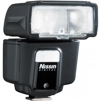 Flash Nissin i40 para Nikon, Compacto y Potente en Negro