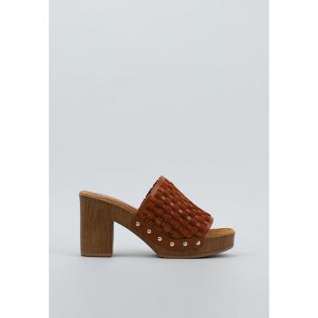 Sandalias Mujer Unisa Table Ran Ks 40 Camel - Características: diseño elegante, color camel, material de alta calidad, suela antideslizante, plantilla acolchada para mayor comodidad