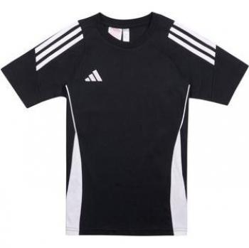 Camiseta de fútbol adidas Tiro24 infantil negra, de manga corta, diseñada para jóvenes deportistas, fabricada con tecnología que ofrece comodidad y transpirabilidad, ideal para entrenamientos y partidos