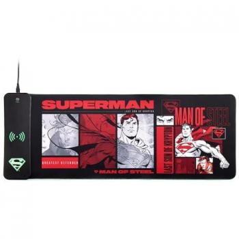 Alfombrilla de Ratón XL DC Comics Superman con Cargador Inalámbrico de 15W y LED Ajustable