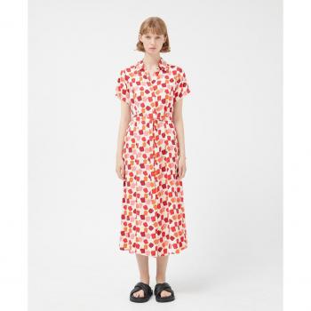Vestido camisero con estampado de pimientos